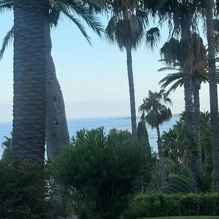 In Cannes In Private With Pool Apartmán *